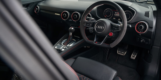 Newmotoring Audi Tt Rs 2017 Interior Newmotoring